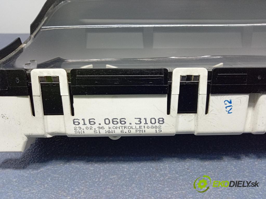 Vw Passat 1996 prístrojovka/ budíky 3A0919860