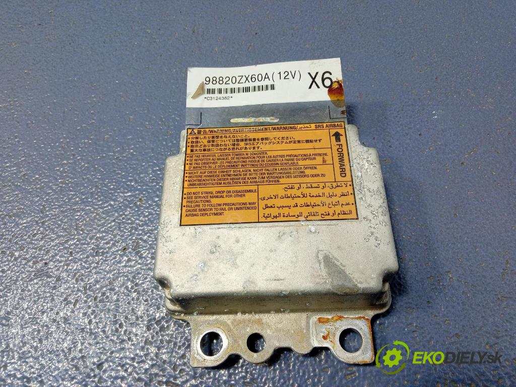 Nissan Altima 2012 kokpit,pristrojová doska 68200-ZX61A