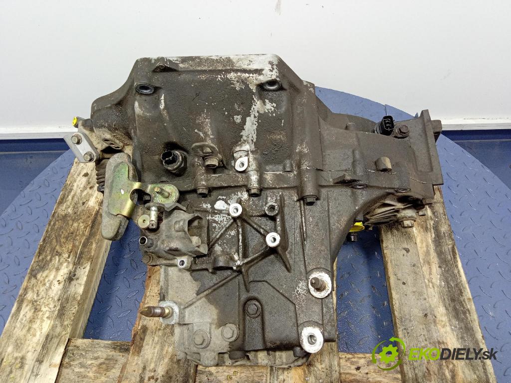 Honda Cr-v 2002 prevodovka Manualna Z2M1