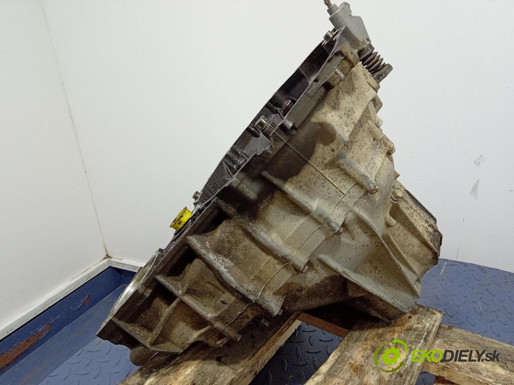 Honda Cr-v 2002 prevodovka Manualna Z2M1
