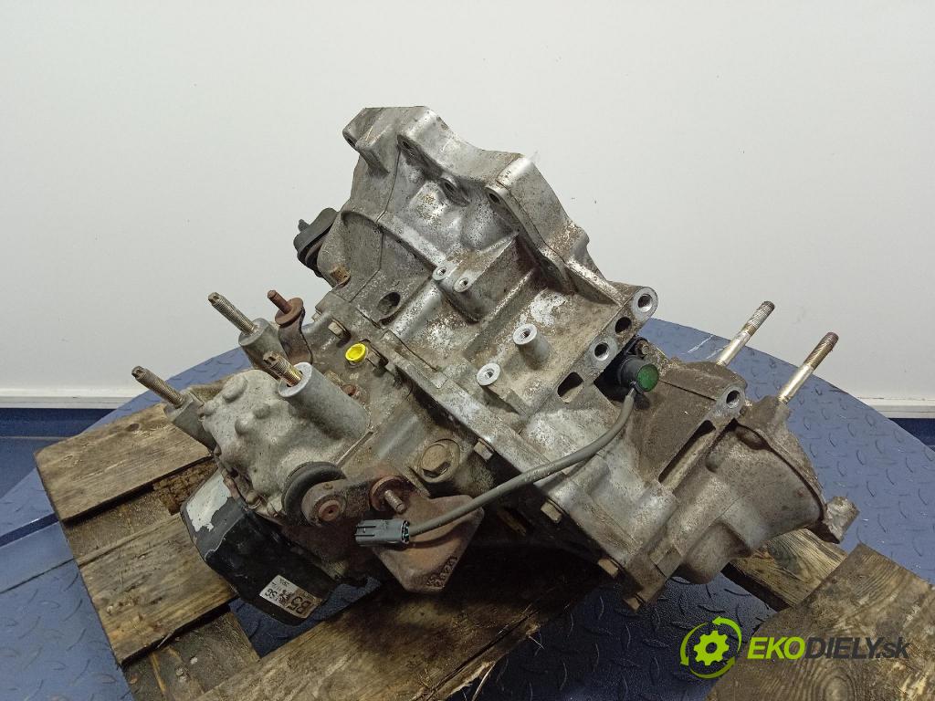 Mazda Tribute 2003 prevodovka Manualna G5R0L