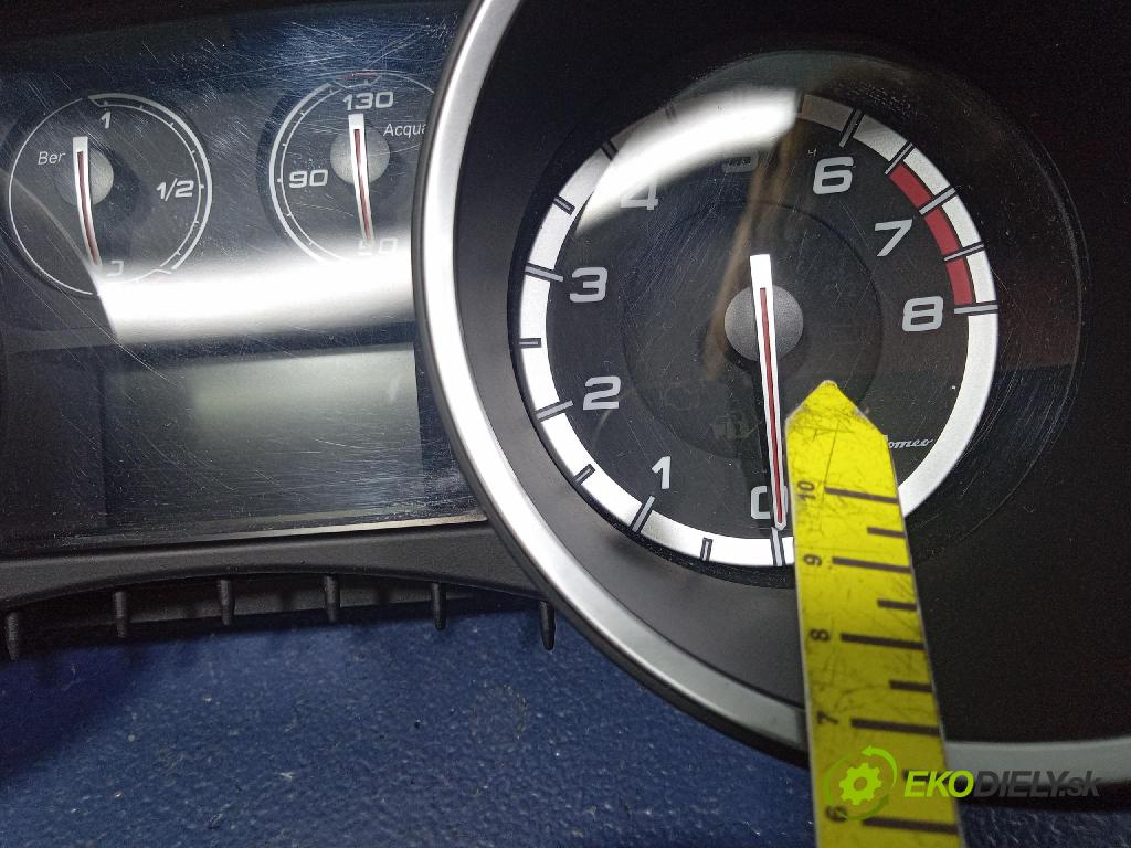 Alfa romeo Giulietta 2011 prístrojovka/ budíky 50516476