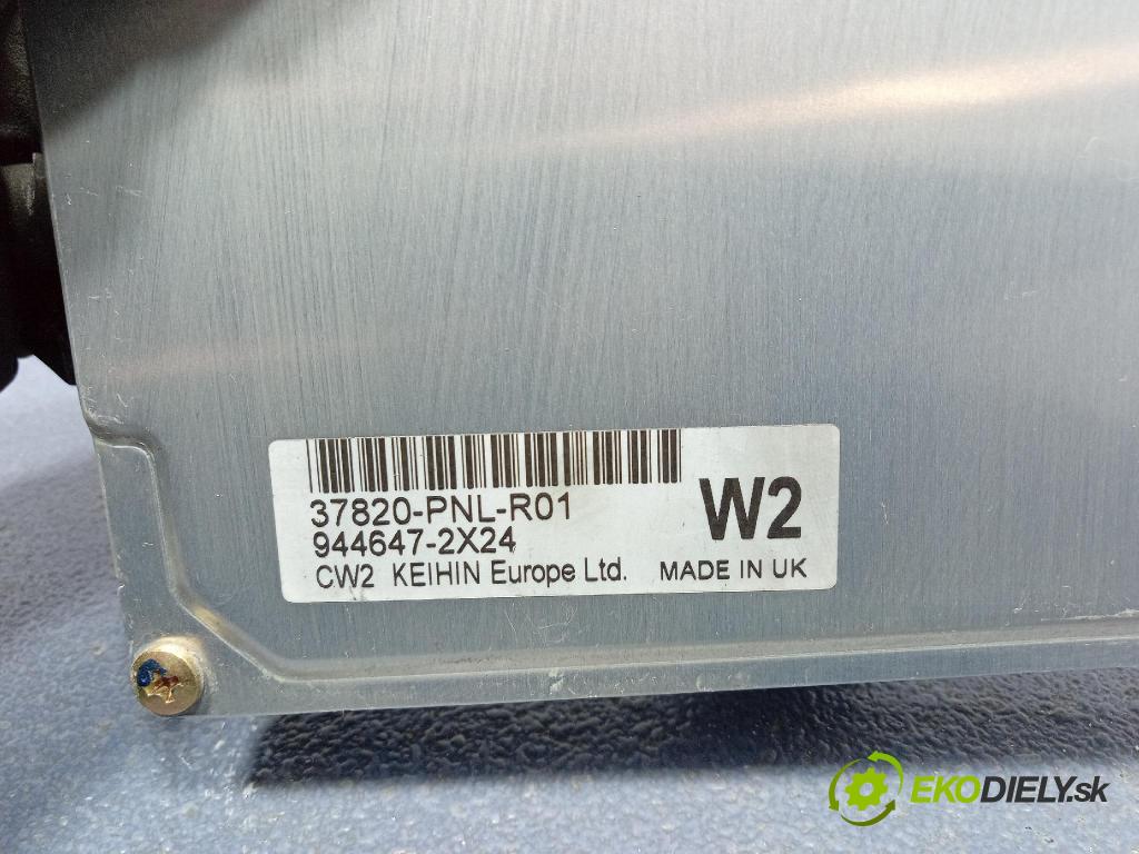 Honda Cr-v 2002 riadiaca jednotka Motor: 37820-PNL-R01