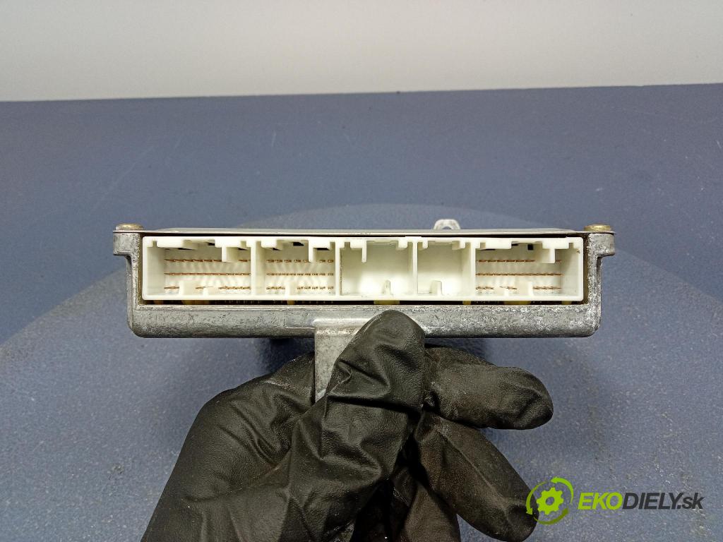 Honda Cr-v 2002 riadiaca jednotka Motor: 37820-PNL-R01