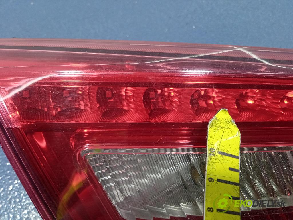 Alfa romeo Giulietta 2011 světlo Zad: levá Uvnitř 50513401