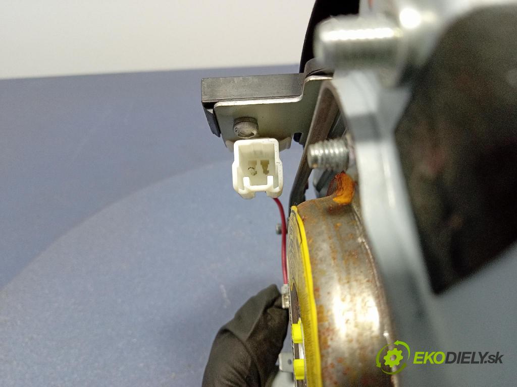 Mazda 6 2008 Airbag: Řidiči: x GS1G57K00