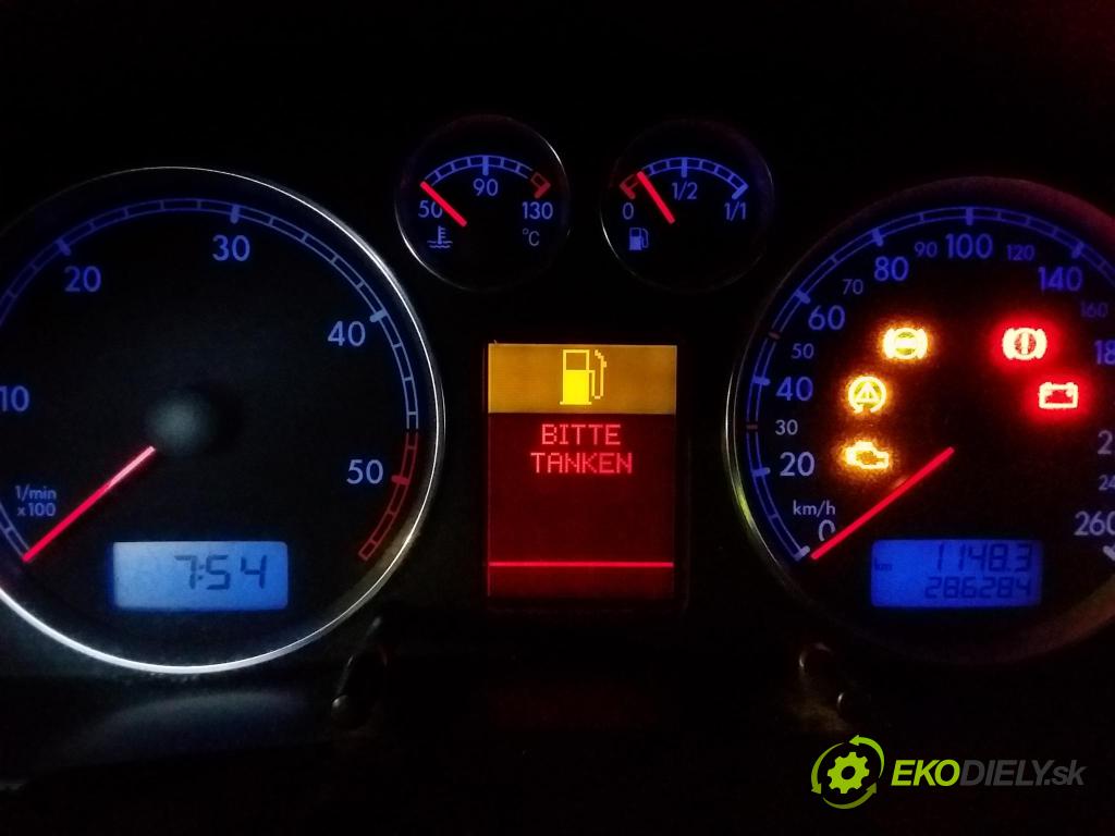 Vw Passat 2004 prístrojovka/ budíky 3B0920849A