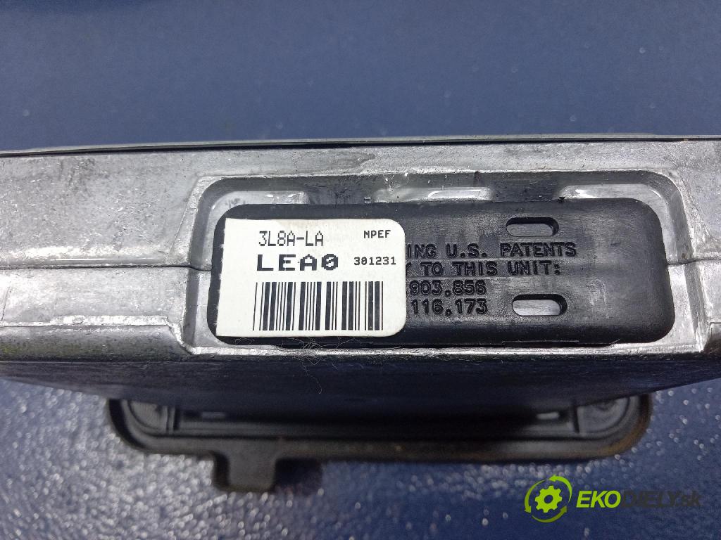 Mazda Tribute 2003 riadiaca jednotka Motor: 3L8A-12A650-LA