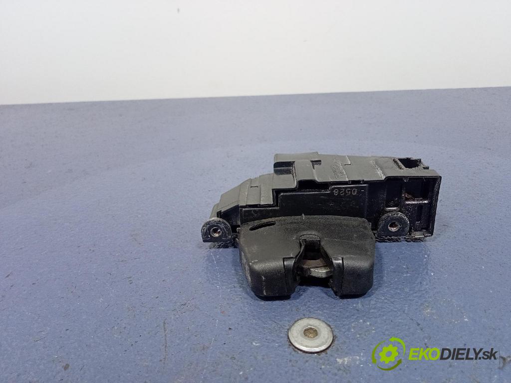 Citroen C4 picasso 2008 zámek Klapky: kufr 9660403980