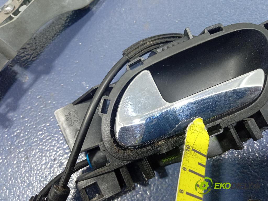 Citroen C4 picasso 2008 zámek dveře před Levý: 24090816