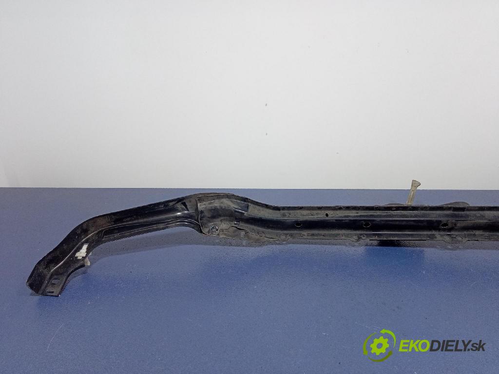 Citroen C4 picasso 2008 výztuha Čelní / stěna Přední