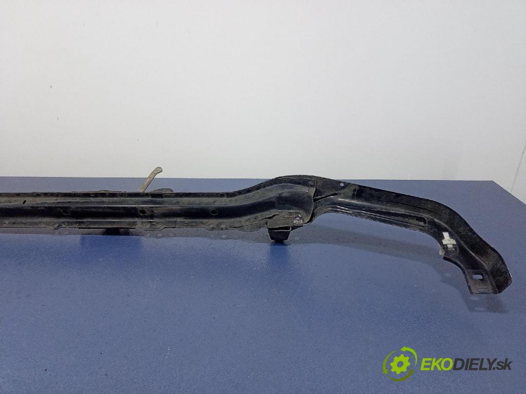 Citroen C4 picasso 2008 výztuha Čelní / stěna Přední