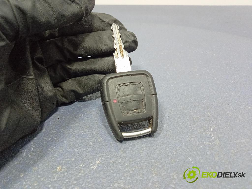 Opel Zafira 2003 riadiaca jednotka Motor: