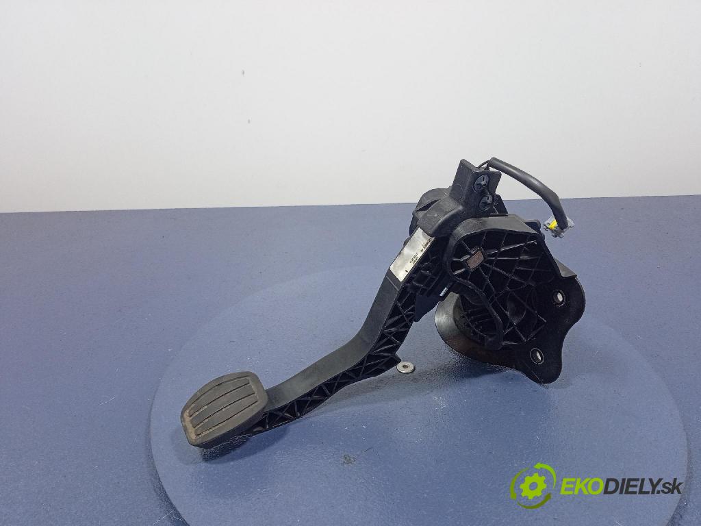 Citroen Berlingo 2019 pedále 9820886180