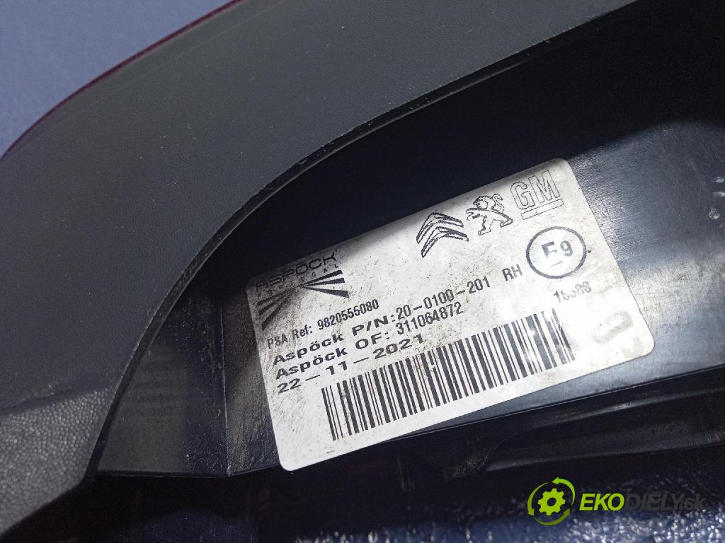 Citroen Berlingo 2019 světlo Zad: Práva: Mimo: 9820555080