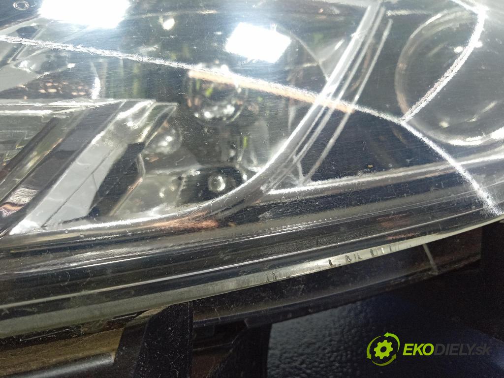 Mazda 6 2008 Reflektor: v pravo: GAN7-51030