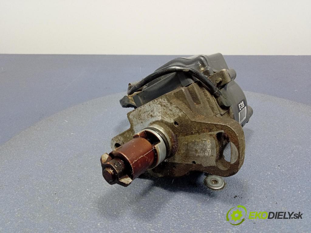 Toyota Starlet 1998 rozdeľovač Zapaľovanie: 19020-11380