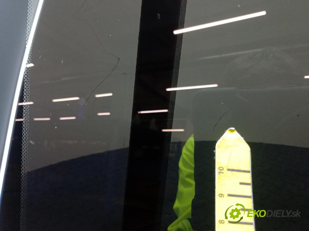 Citroen Berlingo 2019 sklo Karoséria: zad
