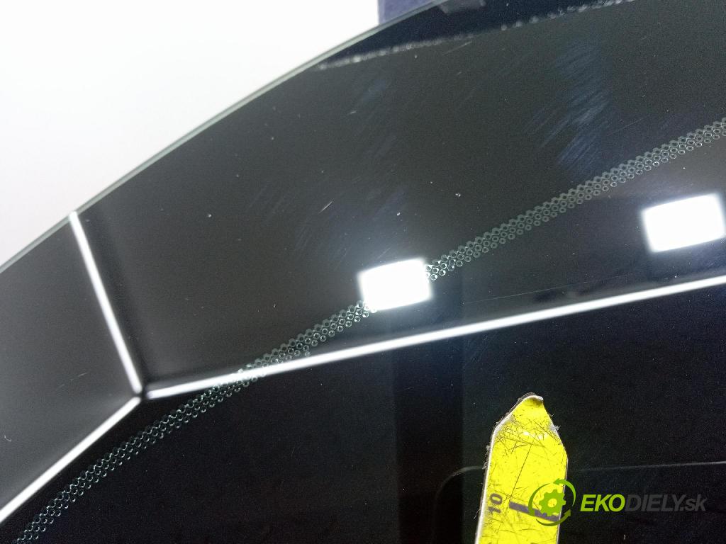 Citroen Berlingo 2019 sklo Karoséria: zad