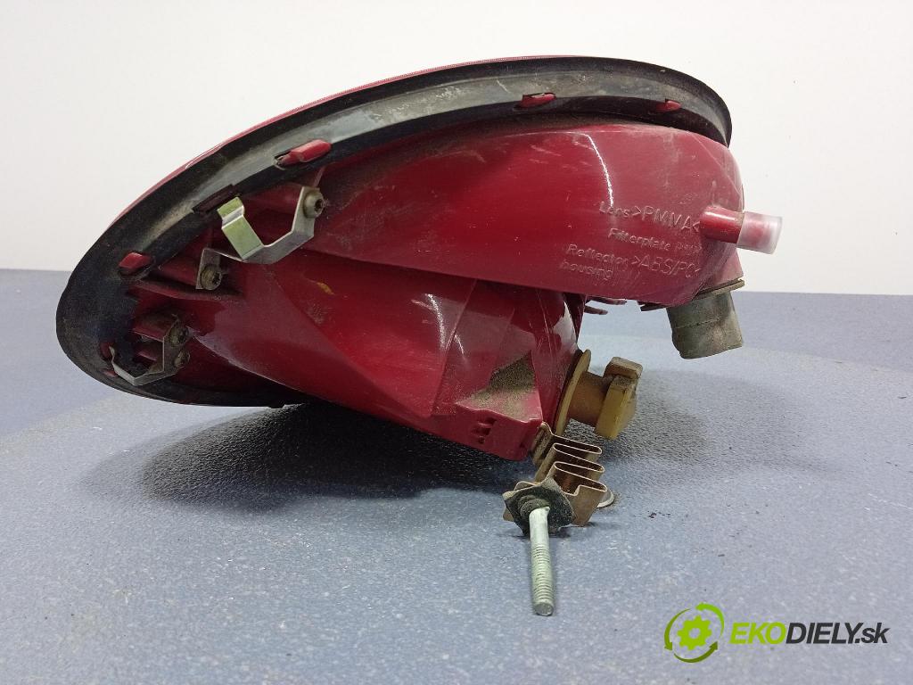 Vw Beetle 2001 světlo Zad: levá Mimo: