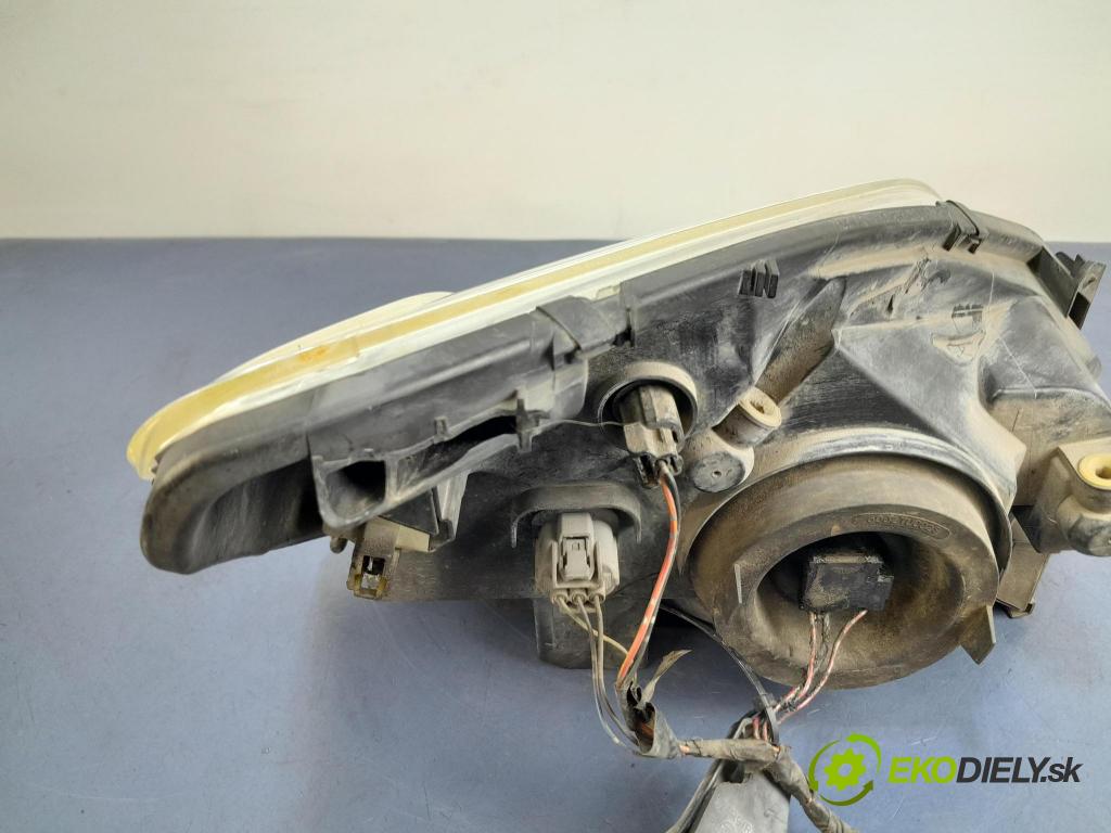Honda Civic 2003 světlo Levý: 0301193301