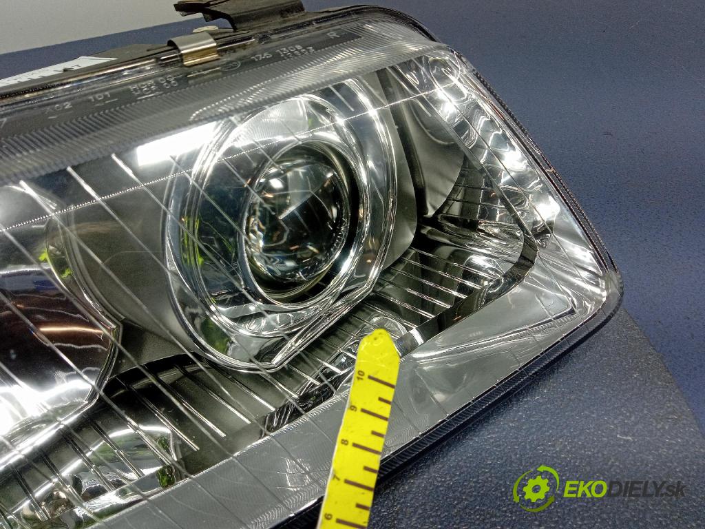 Audi A3 2001 Reflektor: v pravo: 20-A117