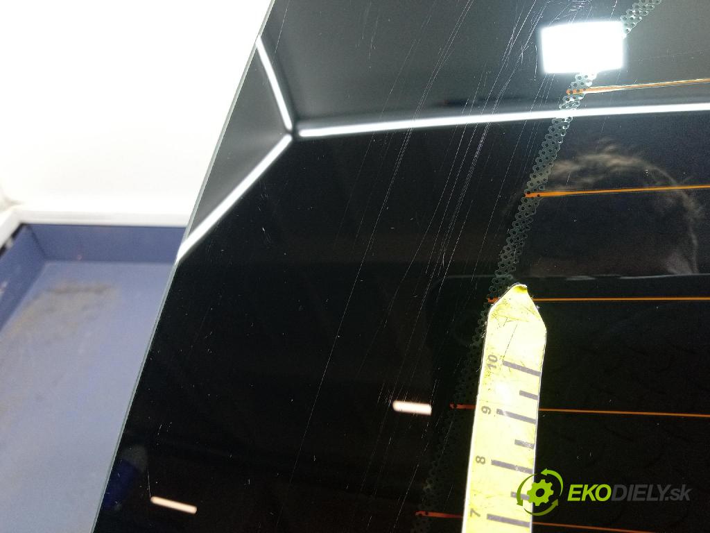 Citroen Berlingo 2019 sklo zadna