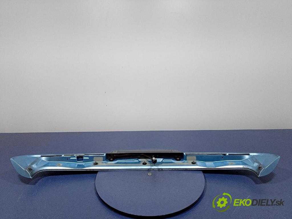 Mitsubishi Grandis 2005 Spoiler: