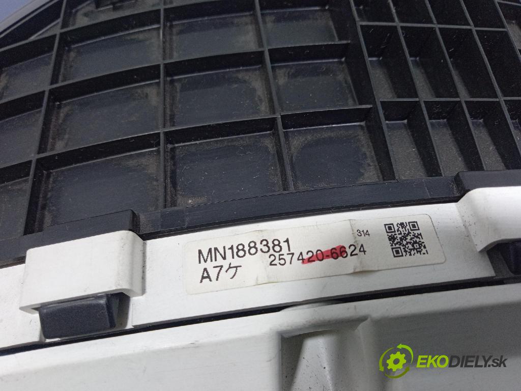 Mitsubishi Grandis 2005 prístrojovka/ budíky MN188381