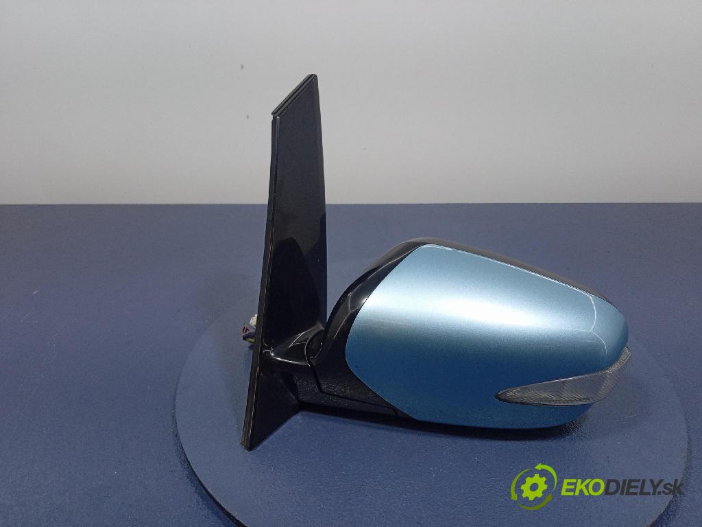 Mitsubishi Grandis 2005 zrkadlo Vľavo: