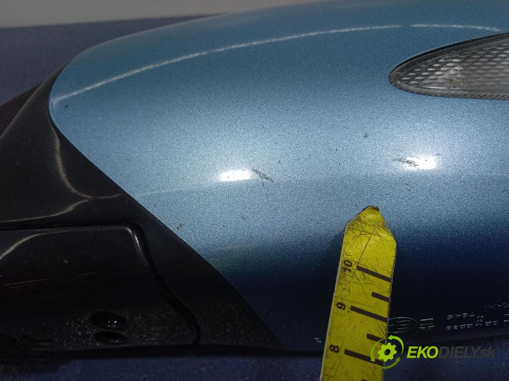 Mitsubishi Grandis 2005 zrkadlo Vľavo: