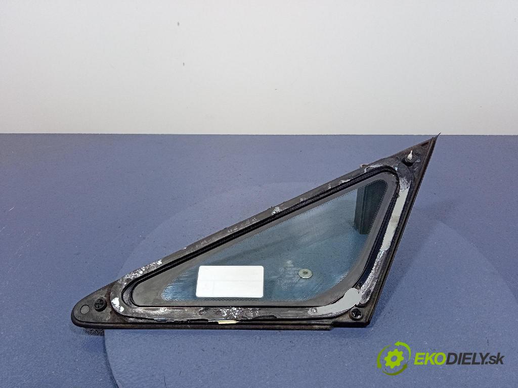 Mitsubishi Grandis 2005 sklo Karoséria: Predné