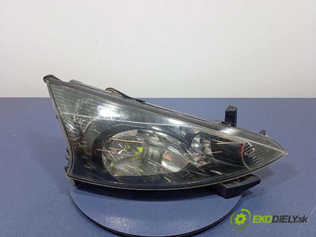 Mitsubishi Grandis 2005 Reflektor: v pravo: