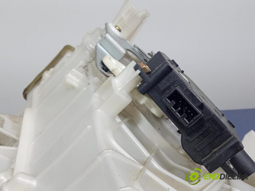 Mitsubishi Grandis 2005 radiator 443210-1881