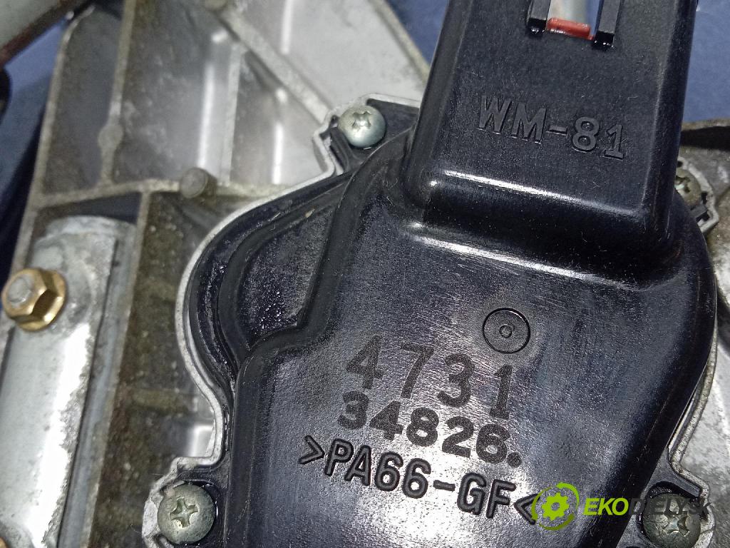 Mitsubishi Grandis 2005 mechanizmus motor: Stierače: Predné