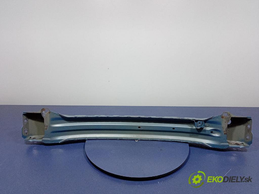 Mitsubishi Grandis 2005 výztuha narazník před