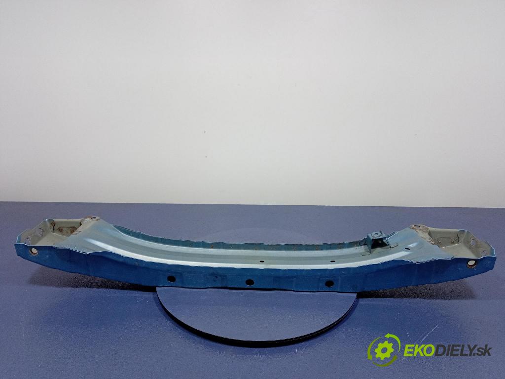 Mitsubishi Grandis 2005 výztuha narazník před