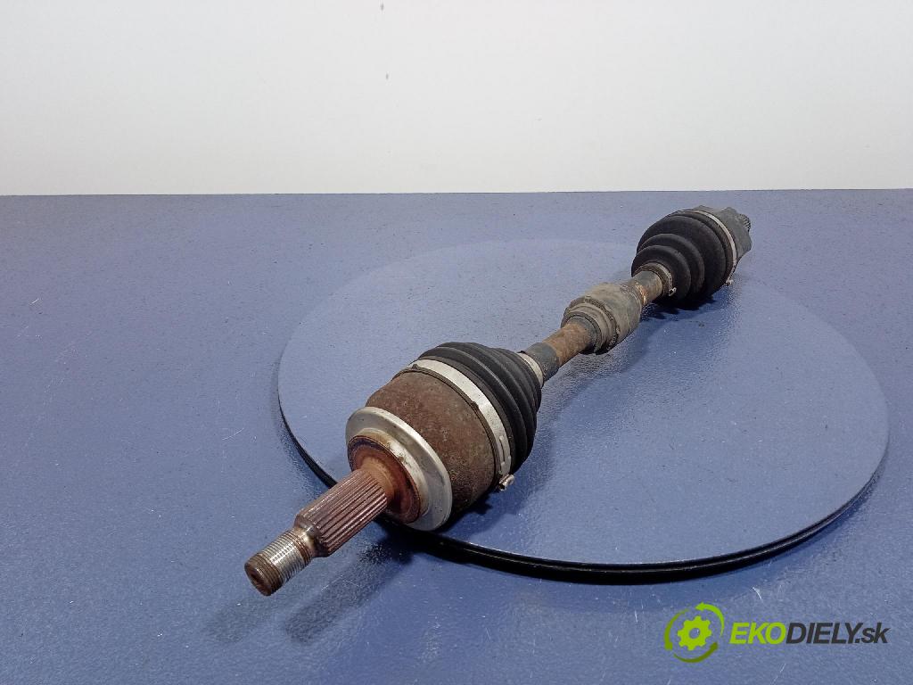 Mitsubishi Grandis 2005 poloos ľavá Predné