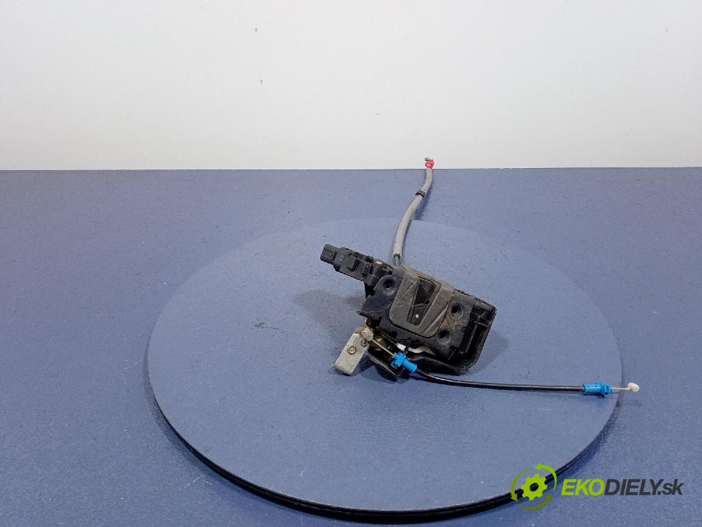 Ford Mondeo 2009 zámek dveře před v pravo: 8M2A-R21812-AA