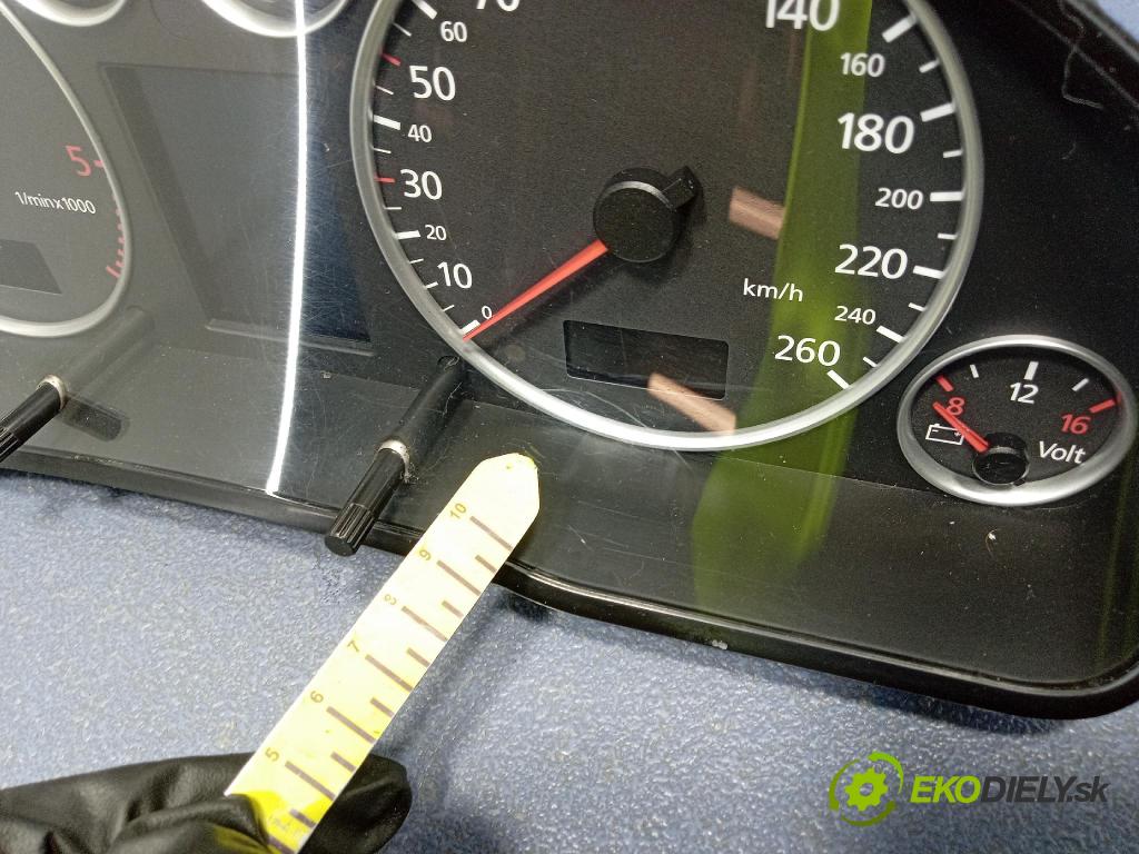 Audi A6 2002 prístrojovka/ budíky 4B0920933G