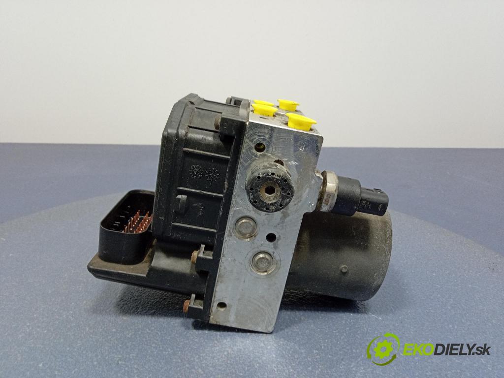 Audi A6 2002 čerpadlo ABS x 4B0614517H