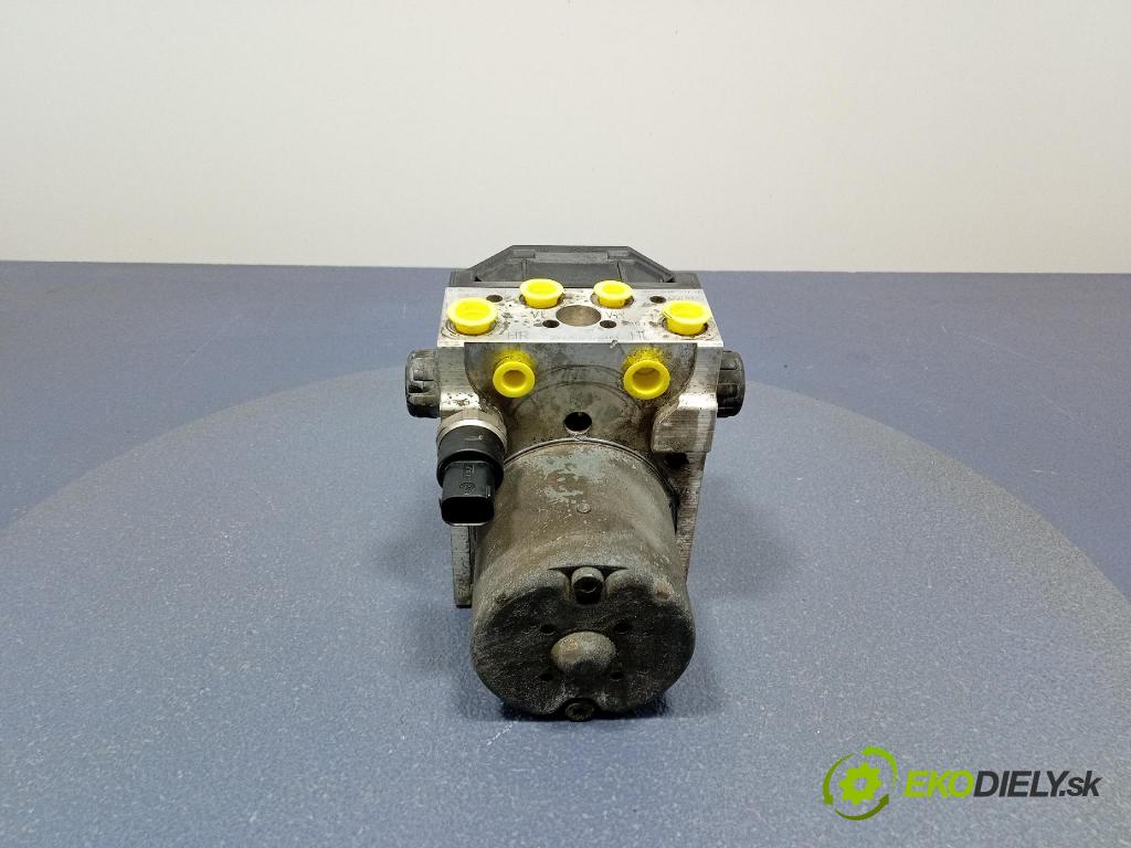 Audi A6 2002 čerpadlo ABS x 4B0614517H