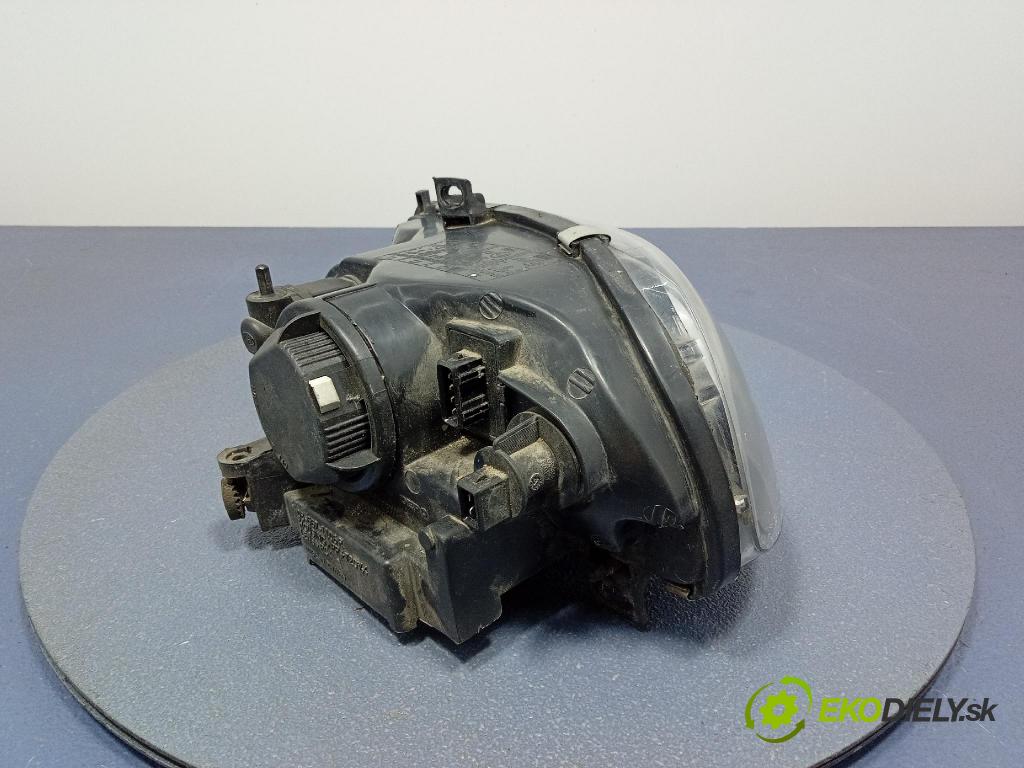 Alfa romeo 156 2000 světlo v pravo: 667-1111R