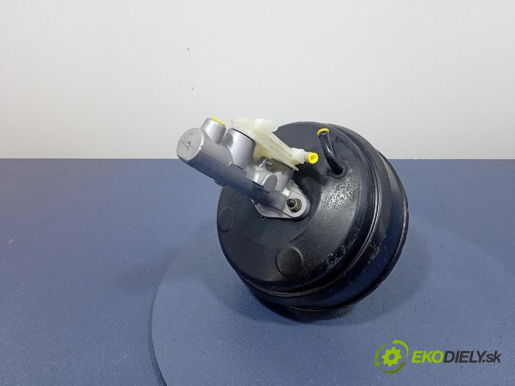 Mitsubishi Grandis 2005 servo Brzdní: