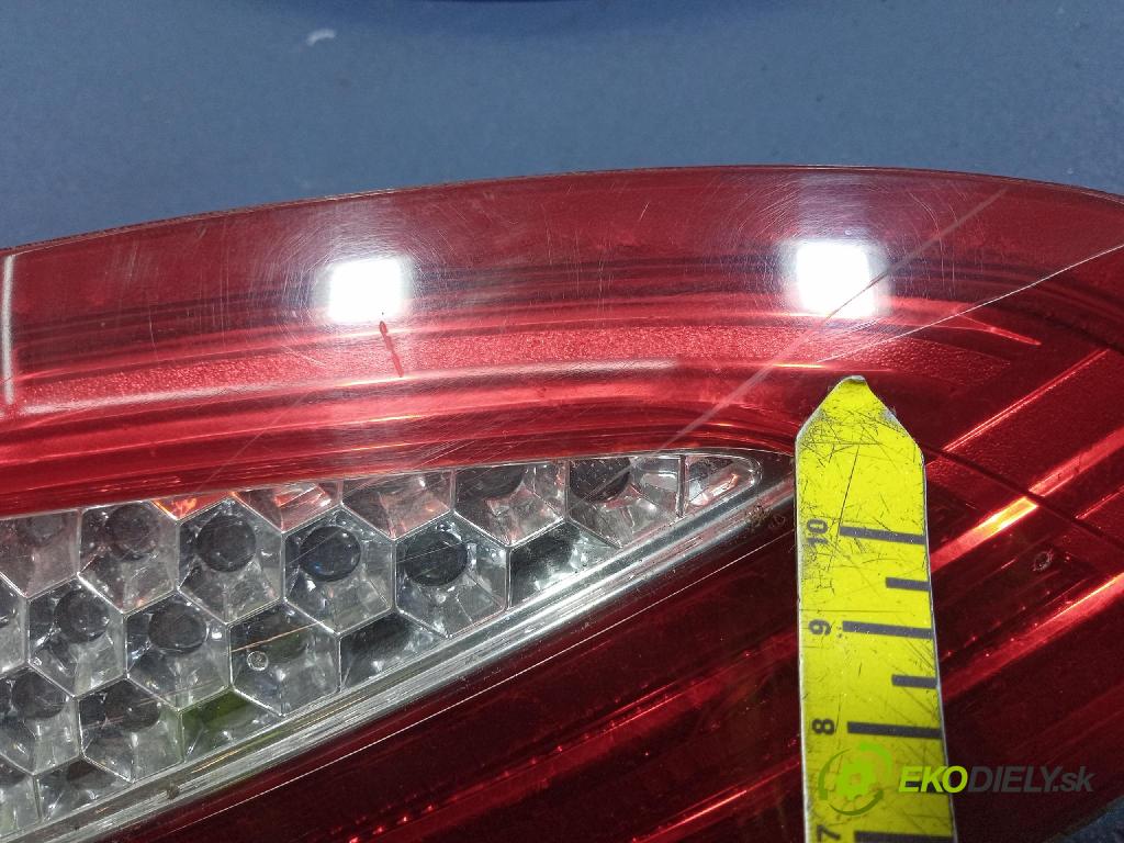Ford Mondeo 2009 světlo Zad: levá Uvnitř 7S71-13A603-B