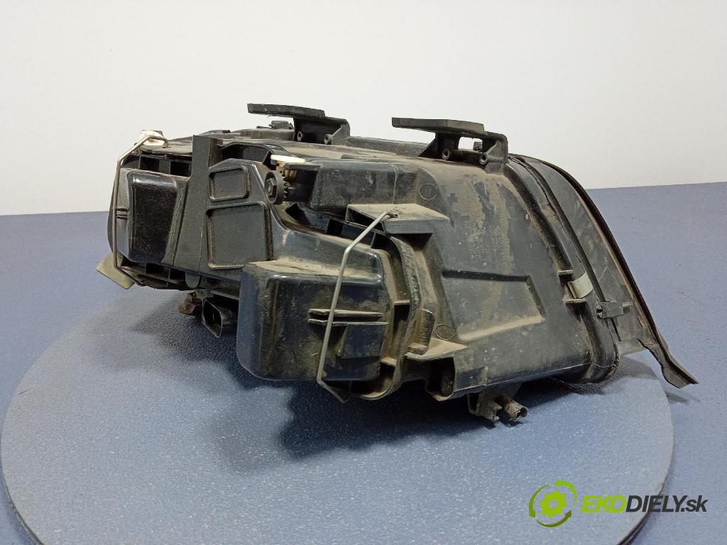 Audi A6 1998 světlo Levý: 141-1102L