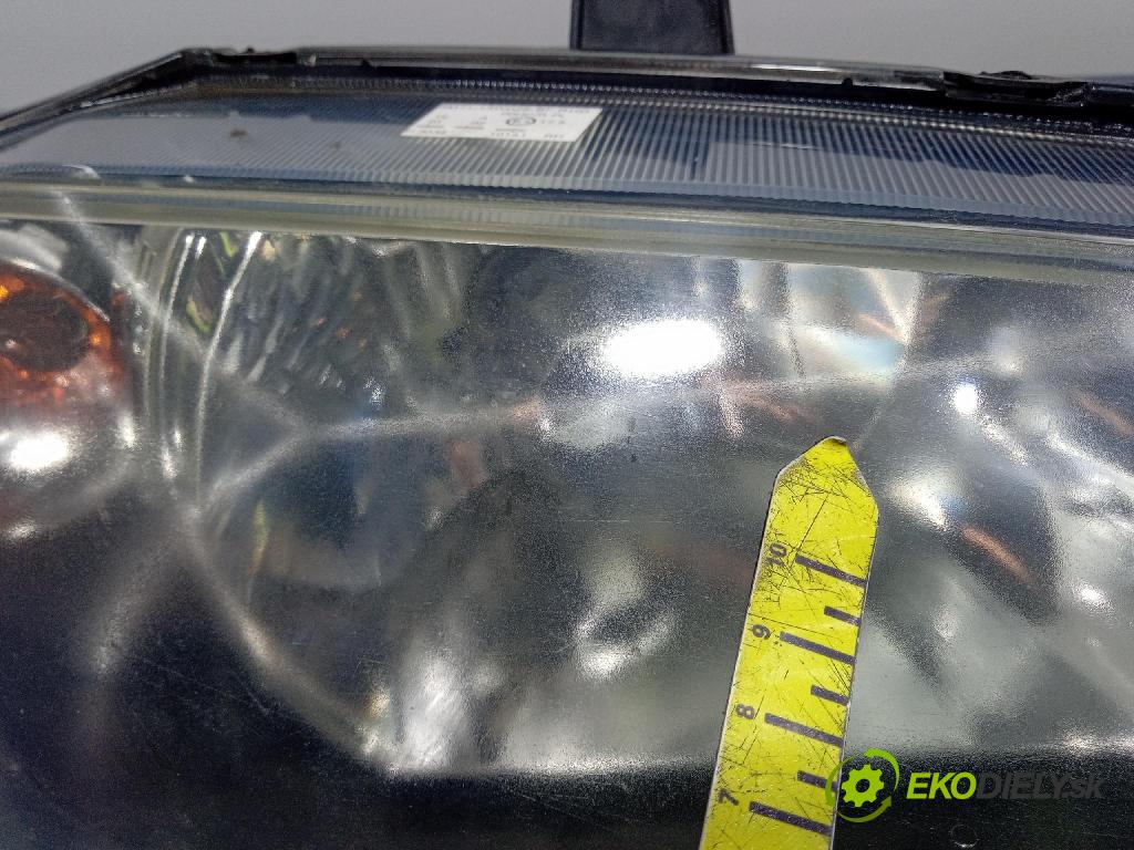 Mazda 2 2003 Reflektor: v pravo: 3M71-13W029-BF