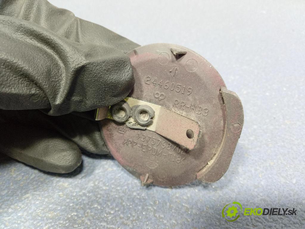 Opel Astra 2006 lišta narazník 24460519