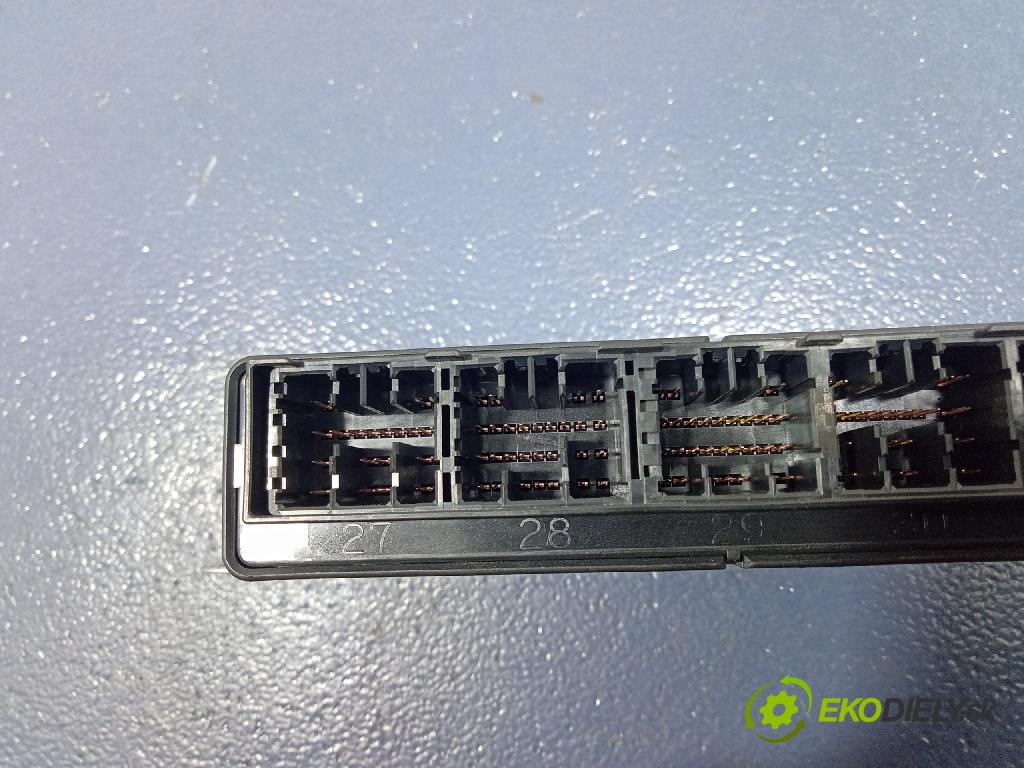 Mitsubishi Grandis 2005 riadiaca jednotka Motor: MN171172