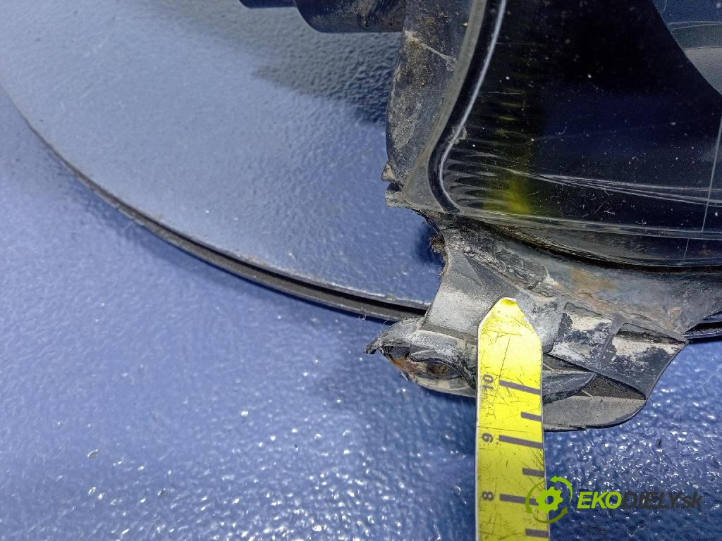 Toyota Aygo 2009 Reflektor: v pravo: 81110-0H070